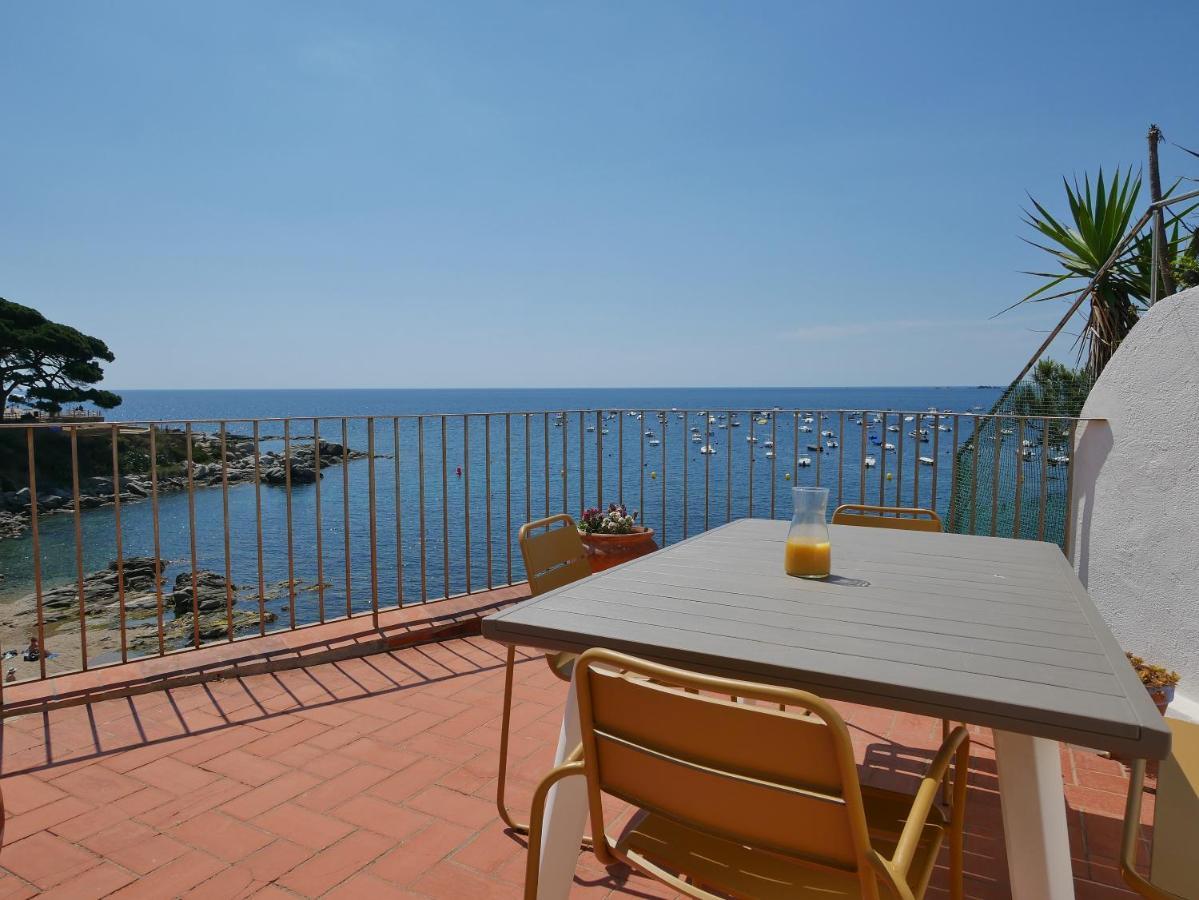 Casa Concha Apartamentos カレリャ・デ・パラフルジェリ エクステリア 写真