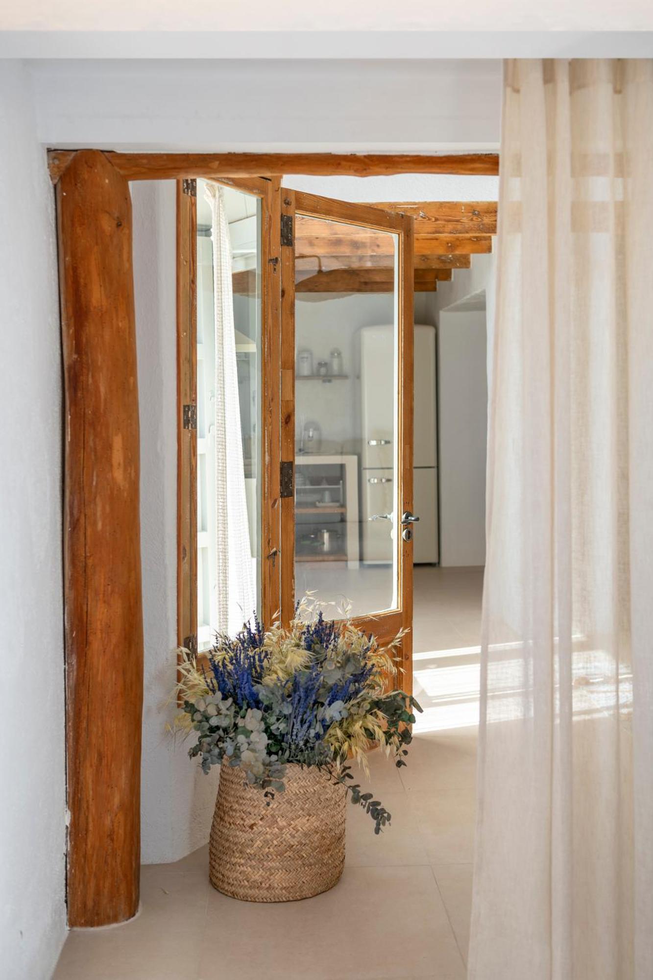 Casa Concha Apartamentos カレリャ・デ・パラフルジェリ エクステリア 写真